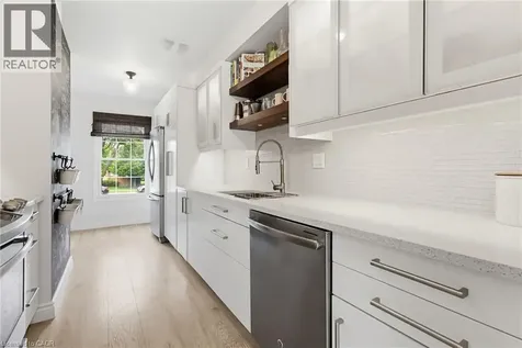 2935 Headon Forest Drive Burlington ON L7M 3Z7