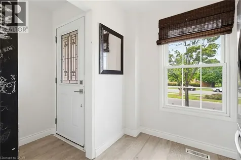 2935 Headon Forest Drive Burlington ON L7M 3Z7