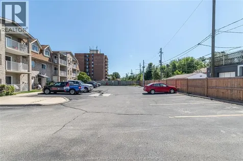 1323 Langlois Avenue Windsor ON N8X 4L8