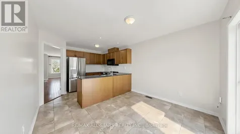22 Geo Izatt Drive Uxbridge ON L9P 0A4