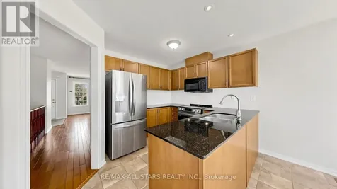 22 Geo Izatt Drive Uxbridge ON L9P 0A4