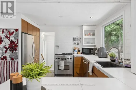 42 Connor Drive Whitchurch-stouffville ON L4A 7X3