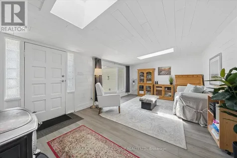 42 Connor Drive Whitchurch-stouffville ON L4A 7X3
