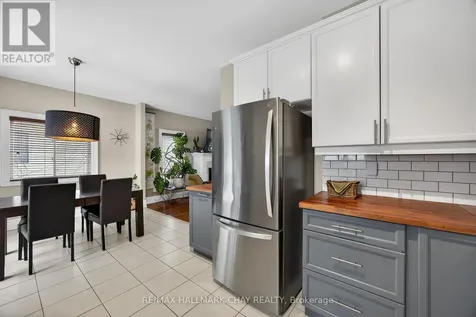 75 62nd Street South Wasaga Beach ON L9Z 1V5