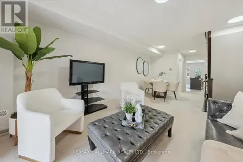17 Valliere Drive Markham (berczy) ON L6C 0M7