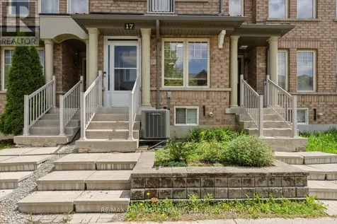17 Valliere Drive Markham (berczy) ON L6C 0M7