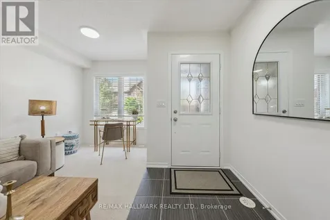 17 Valliere Drive Markham (berczy) ON L6C 0M7