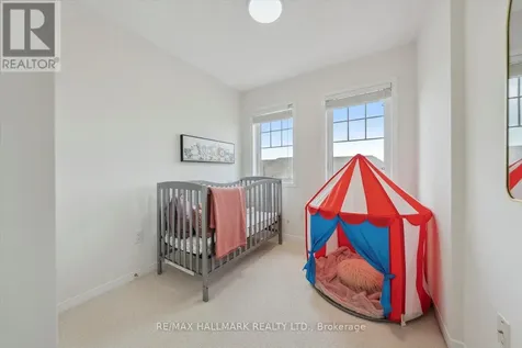 17 Valliere Drive Markham (berczy) ON L6C 0M7