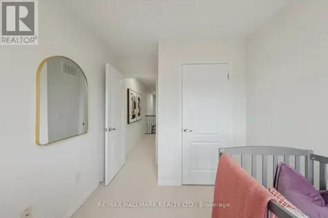 17 Valliere Drive Markham (berczy) ON L6C 0M7