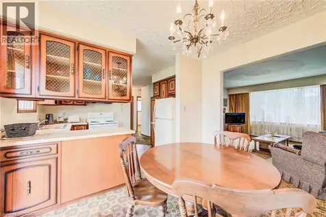 28 Wordsworth Place Kitchener ON N2B 3L1