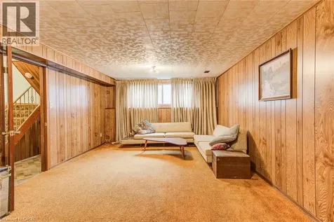 28 Wordsworth Place Kitchener ON N2B 3L1