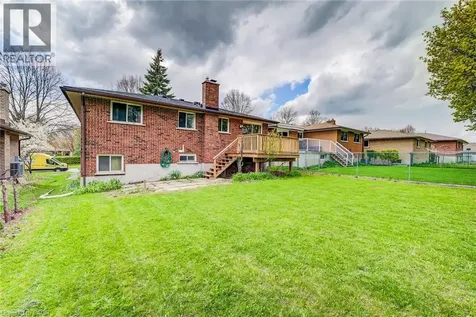 28 Wordsworth Place Kitchener ON N2B 3L1