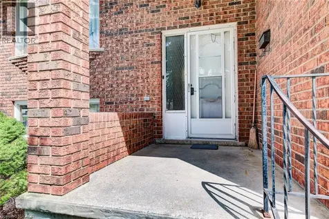 28 Wordsworth Place Kitchener ON N2B 3L1
