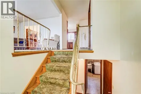 28 Wordsworth Place Kitchener ON N2B 3L1