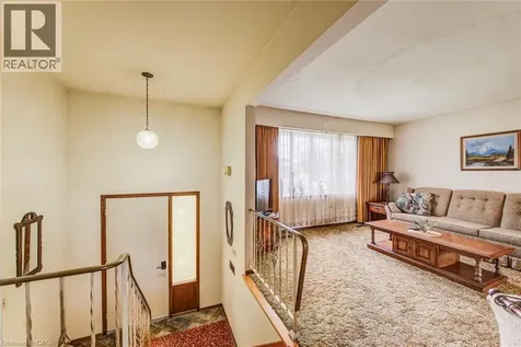 28 Wordsworth Place Kitchener ON N2B 3L1