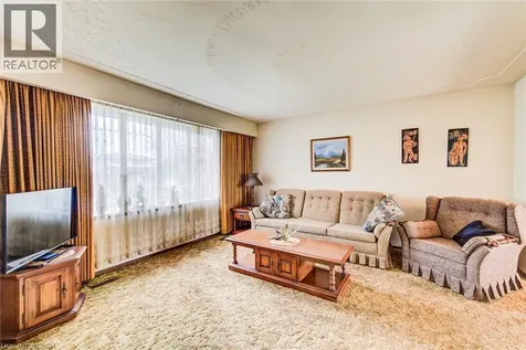 28 Wordsworth Place Kitchener ON N2B 3L1