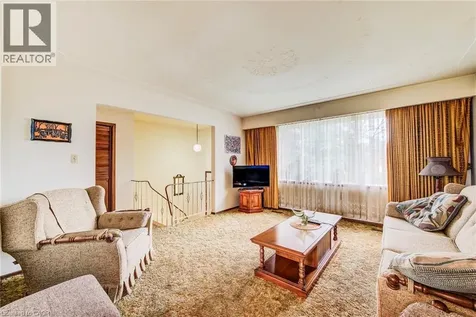 28 Wordsworth Place Kitchener ON N2B 3L1