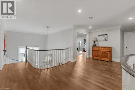 2147 Berwick Drive Burlington ON L7M 4B2
