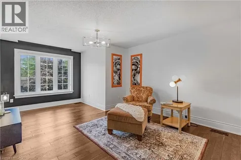 2147 Berwick Drive Burlington ON L7M 4B2