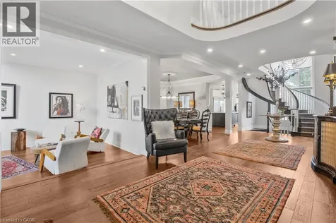2147 Berwick Drive Burlington ON L7M 4B2