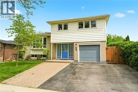 731 Mullin Way Burlington ON L7L 4J8