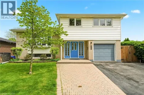 731 Mullin Way Burlington ON L7L 4J8