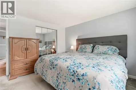 731 Mullin Way Burlington ON L7L 4J8