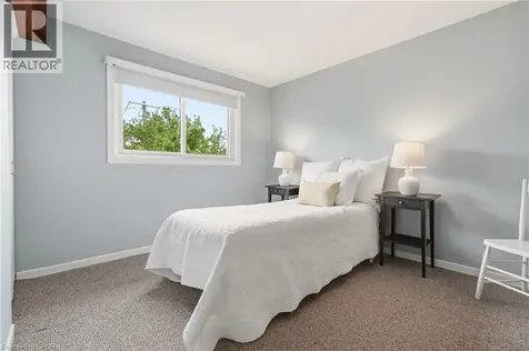 731 Mullin Way Burlington ON L7L 4J8