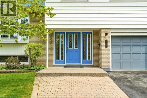 731 Mullin Way Burlington ON L7L 4J8
