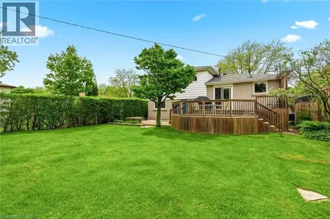 731 Mullin Way Burlington ON L7L 4J8