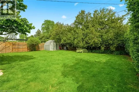 731 Mullin Way Burlington ON L7L 4J8