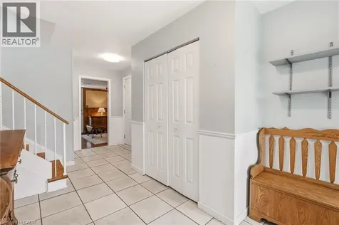 731 Mullin Way Burlington ON L7L 4J8