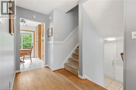 731 Mullin Way Burlington ON L7L 4J8