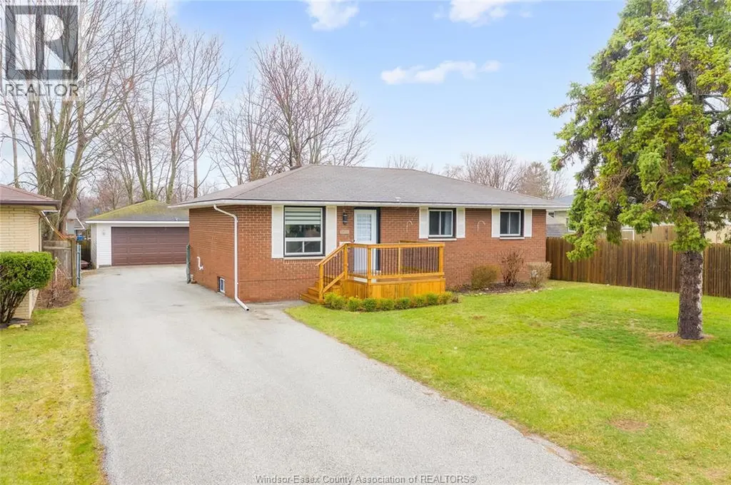 177 Owenwood Kingsville ON N9Y 3L3
