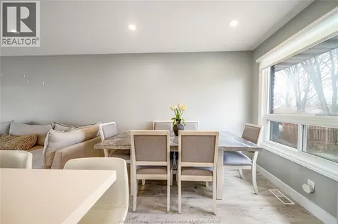 177 Owenwood Kingsville ON N9Y 3L3