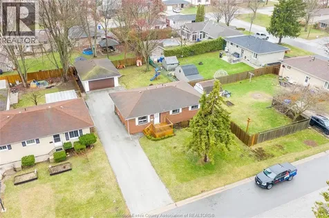 177 Owenwood Kingsville ON N9Y 3L3