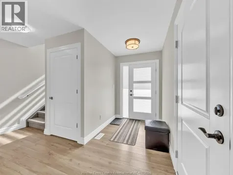 201 Meadowview Avenue Amherstburg ON N9V 0G1