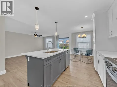 201 Meadowview Avenue Amherstburg ON N9V 0G1
