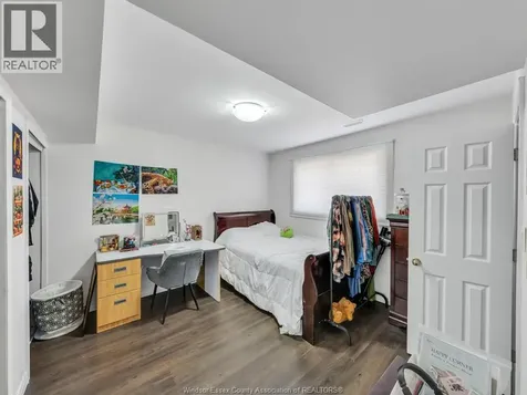 10670 Lambeth Road Windsor ON N8R 1C9