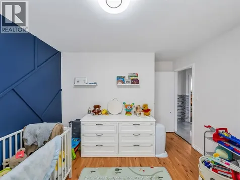 10670 Lambeth Road Windsor ON N8R 1C9