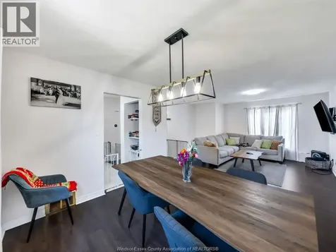 10670 Lambeth Road Windsor ON N8R 1C9