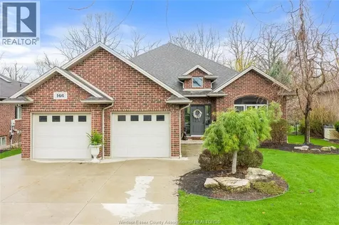 166 Woodycrest Kingsville ON N9Y 0A4