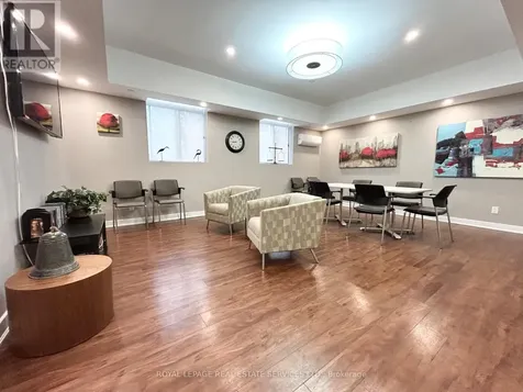 1 Cedarwoods Crescent Kitchener ON N2C 2L8