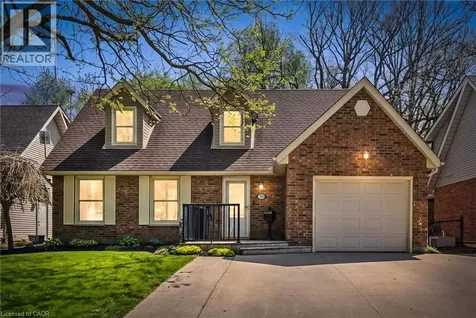 70 Peachtree Crescent Cambridge ON N1S 4W3