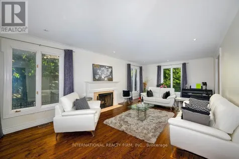 122 Willingdon Road Ottawa ON K1M 2G1
