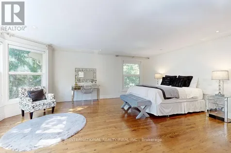 122 Willingdon Road Ottawa ON K1M 2G1