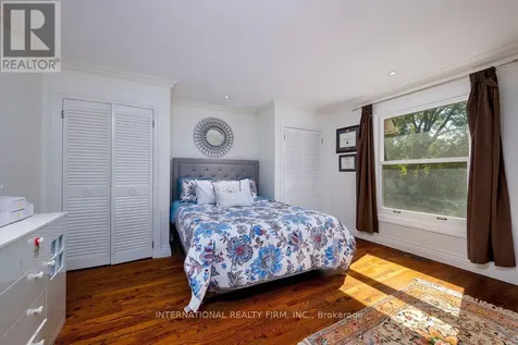 122 Willingdon Road Ottawa ON K1M 2G1