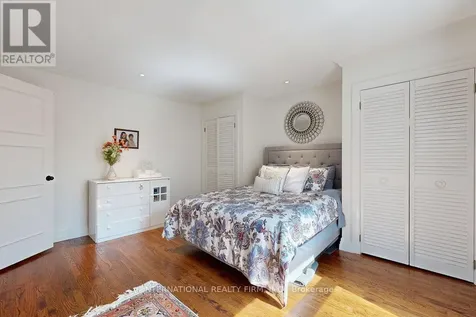 122 Willingdon Road Ottawa ON K1M 2G1