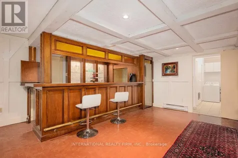 122 Willingdon Road Ottawa ON K1M 2G1
