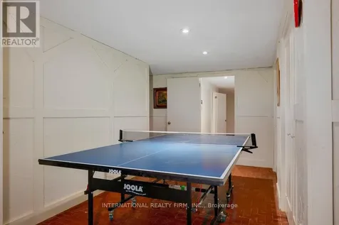 122 Willingdon Road Ottawa ON K1M 2G1